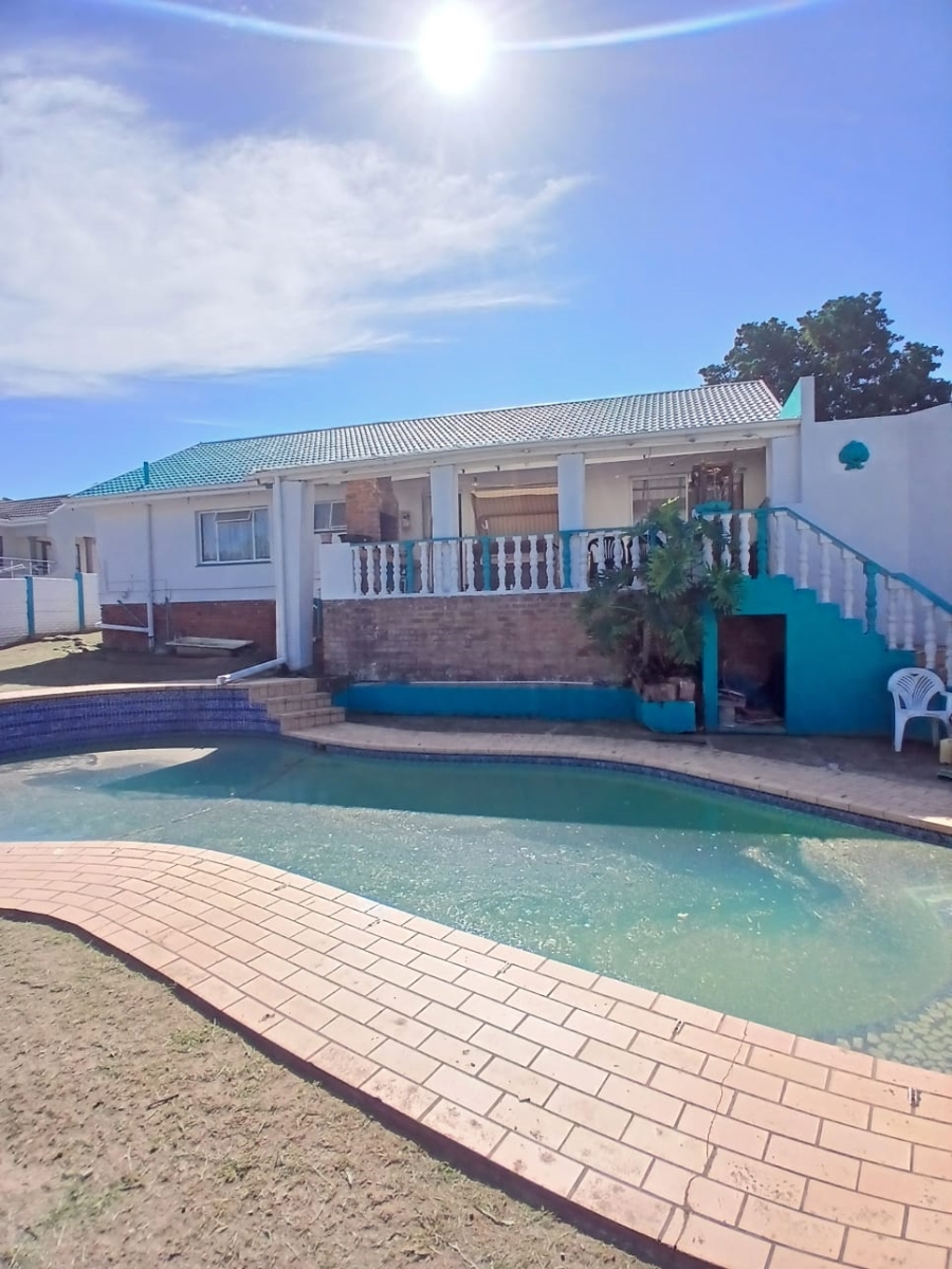 4 Bedroom Property for Sale in Amalinda Eastern Cape